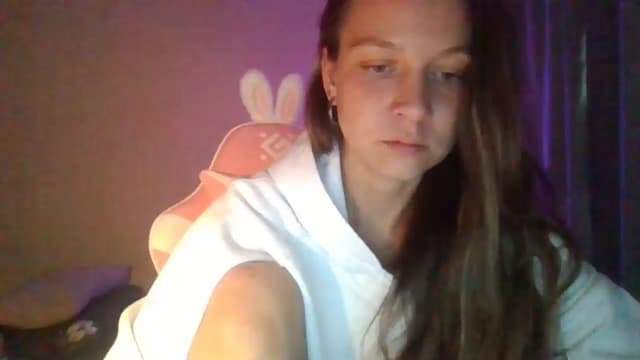 Gallery image thumbnail from Qi_ra's myfreecams stream on, 04/27/2025, 14:37 image 13 of 20