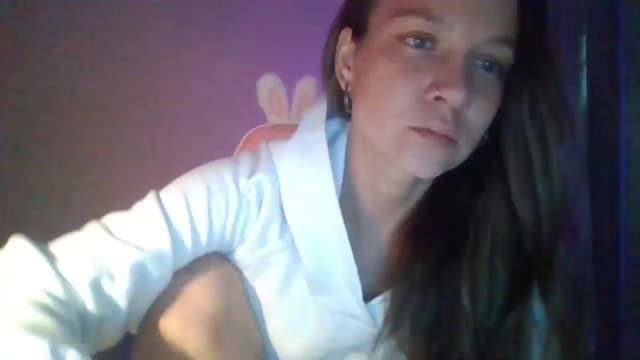 Gallery image thumbnail from Qi_ra's myfreecams stream on, 04/27/2025, 14:37 image 1 of 20