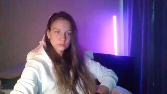 Gallery image thumbnail from Qi_ra's myfreecams stream on, 04/27/2025, 15:02 image 7 of 20