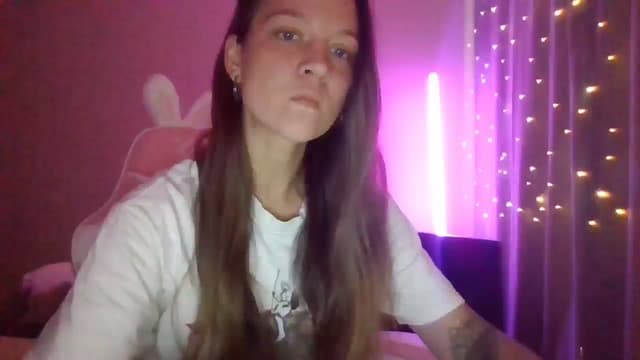 Gallery image thumbnail from Qi_ra's myfreecams stream on, 04/29/2025, 06:31 image 1 of 20