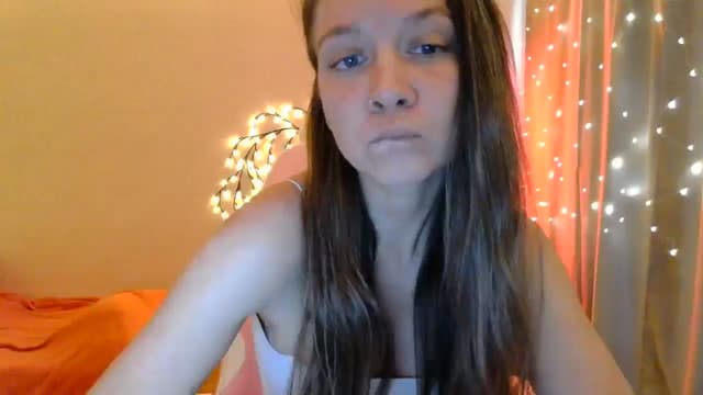 Gallery image thumbnail from Qi_ra's myfreecams stream on, 05/06/2025, 09:42 image 6 of 20