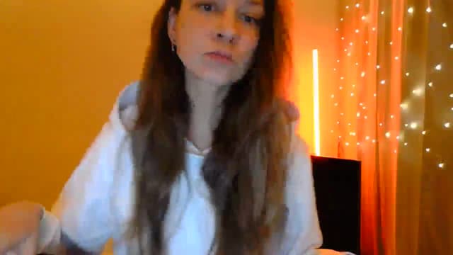 Gallery image thumbnail from Qi_ra's myfreecams stream on, 05/08/2025, 18:11 image 7 of 20