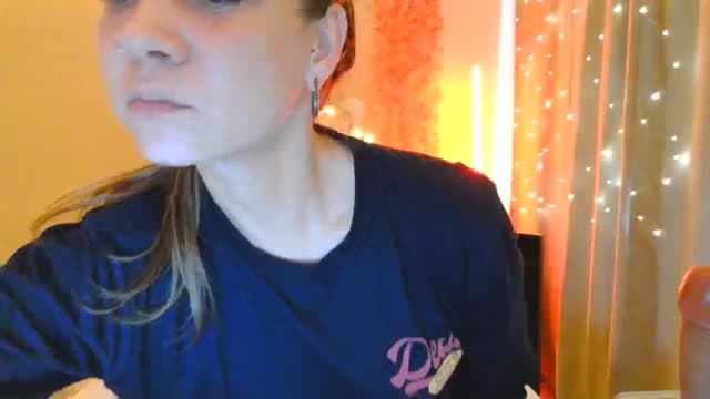 Gallery image thumbnail from Qi_ra's myfreecams stream on, 05/09/2025, 11:24 image 6 of 20