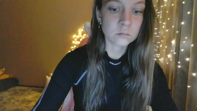 Gallery image thumbnail from Qi_ra's myfreecams stream on, 05/11/2025, 24:00 image 10 of 20