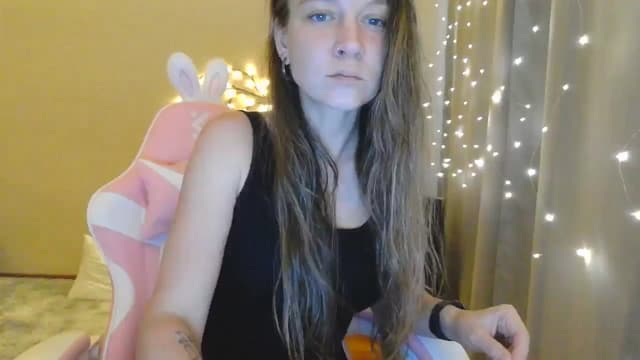 Gallery image thumbnail from Qi_ra's myfreecams stream on, 05/11/2025, 15:39 image 11 of 20