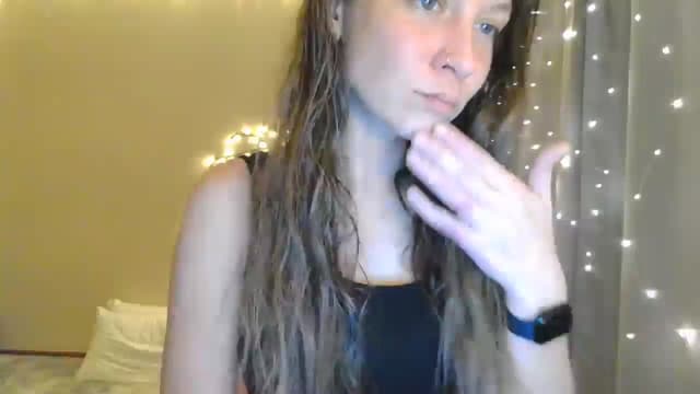 Gallery image thumbnail from Qi_ra's myfreecams stream on, 05/11/2025, 15:39 image 1 of 20