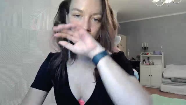 Gallery image thumbnail from Qi_ra's myfreecams stream on, 08/23/2025, 09:29 image 10 of 20