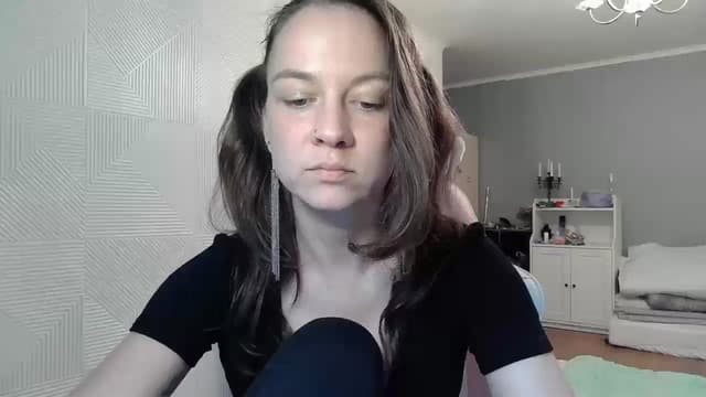 Gallery image thumbnail from Qi_ra's myfreecams stream on, 08/23/2025, 09:29 image 14 of 20