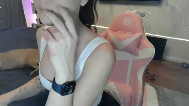 Gallery image thumbnail from Qi_ra's myfreecams stream on, 12/30/2025, 22:53 image 14 of 20