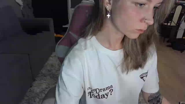 Gallery image thumbnail from Qi_ra's myfreecams stream on, 05/14/2026, 17:01 image 20 of 20