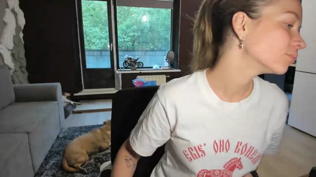 Gallery image thumbnail from Qi_ra's myfreecams stream on, 06/08/2026, 02:15 image 10 of 20