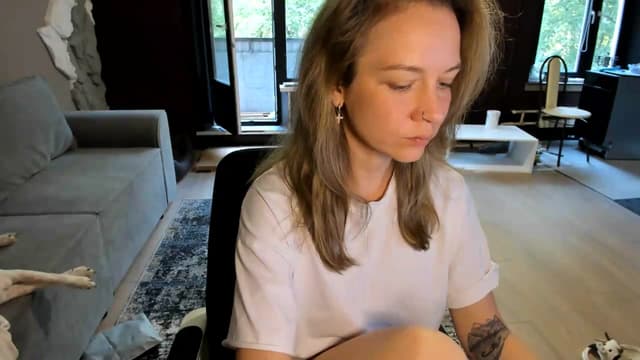 Gallery image thumbnail from Qi_ra's myfreecams stream on, 06/11/2026, 06:53 image 15 of 20