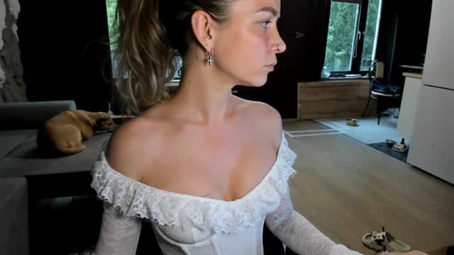 Gallery image thumbnail from Qi_ra's myfreecams stream on, 06/15/2026, 15:15 image 13 of 20