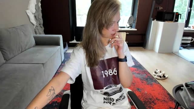 Gallery image thumbnail from Qi_ra's myfreecams stream on, 07/14/2026, 05:03 image 7 of 20