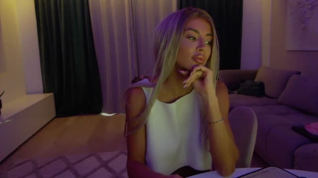 Gallery image thumbnail from Qu33n's myfreecams stream on, 12/01/2025, 07:55 image 16 of 20