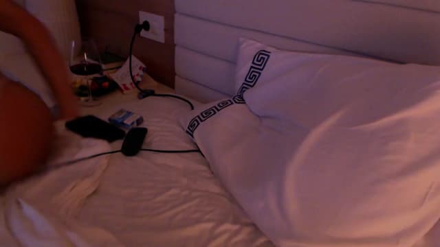 Gallery image thumbnail from Qu33n's myfreecams stream on, 02/22/2026, 18:47 image 6 of 20