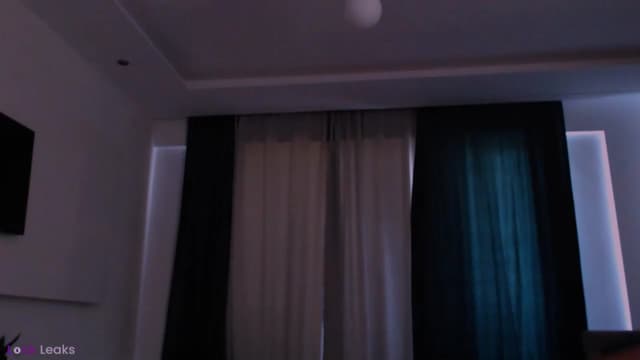 Gallery image thumbnail from Qu33n's myfreecams stream on, 05/15/2026, 10:10 image 19 of 20