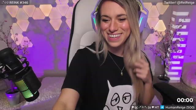 Gallery image thumbnail from Reige's myfreecams stream on, 08/13/2023, 08:03 image 10 of 20