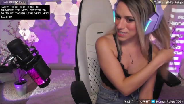 Gallery image thumbnail from Reige's myfreecams stream on, 08/17/2023, 10:22 image 3 of 20