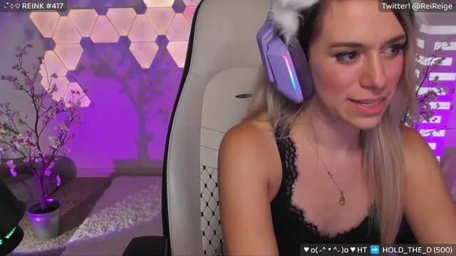 Gallery image thumbnail from Reige's myfreecams stream on, 08/17/2023, 10:22 image 16 of 20
