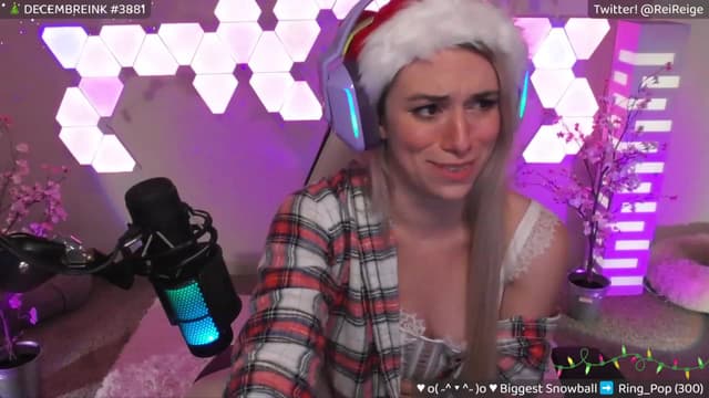 Gallery image thumbnail from Reige's myfreecams stream on, 12/08/2023, 08:50 image 14 of 20