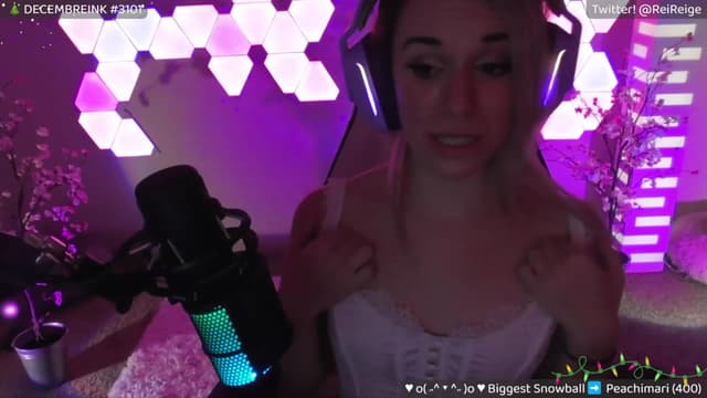 Gallery image thumbnail from Reige's myfreecams stream on, 12/08/2023, 10:25 image 20 of 20