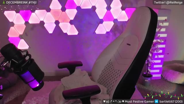 Gallery image thumbnail from Reige's myfreecams stream on, 12/17/2023, 09:09 image 13 of 20