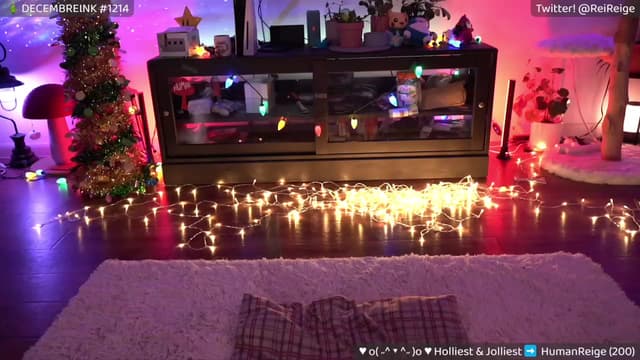 Gallery image thumbnail from Reige's myfreecams stream on, 12/23/2023, 10:17 image 18 of 20