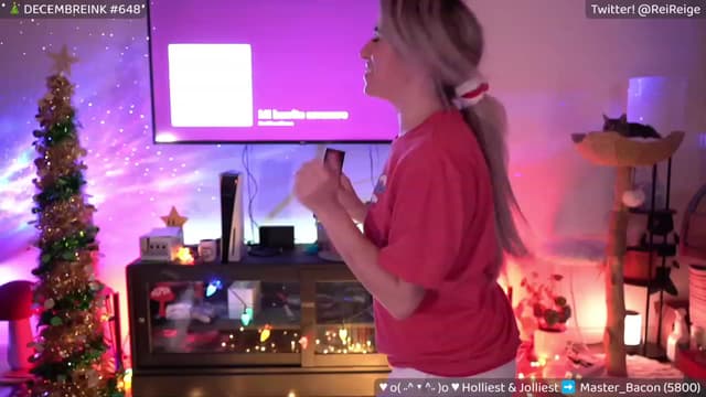Gallery image thumbnail from Reige's myfreecams stream on, 12/24/2023, 12:49 image 9 of 20