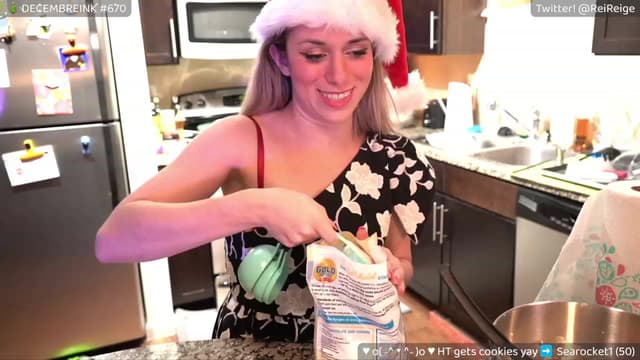 Gallery image thumbnail from Reige's myfreecams stream on, 12/25/2023, 11:10 image 6 of 20