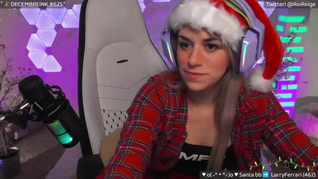 Gallery image thumbnail from Reige's myfreecams stream on, 12/26/2023, 08:59 image 7 of 20