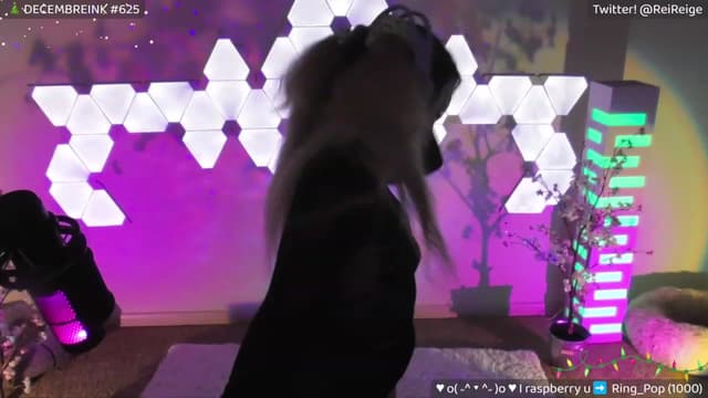 Gallery image thumbnail from Reige's myfreecams stream on, 12/29/2023, 12:16 image 18 of 20
