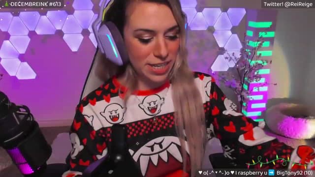 Gallery image thumbnail from Reige's myfreecams stream on, 12/31/2023, 08:47 image 10 of 20