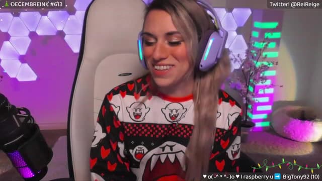 Gallery image thumbnail from Reige's myfreecams stream on, 12/31/2023, 08:47 image 12 of 20
