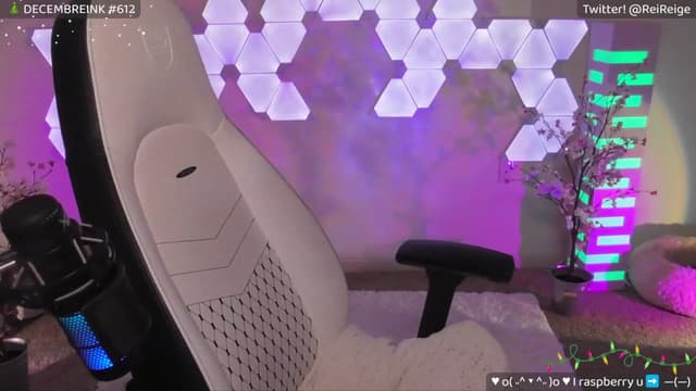 Gallery image thumbnail from Reige's myfreecams stream on, 12/31/2023, 08:47 image 5 of 20