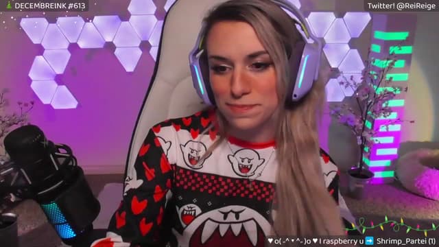 Gallery image thumbnail from Reige's myfreecams stream on, 12/31/2023, 08:47 image 7 of 20