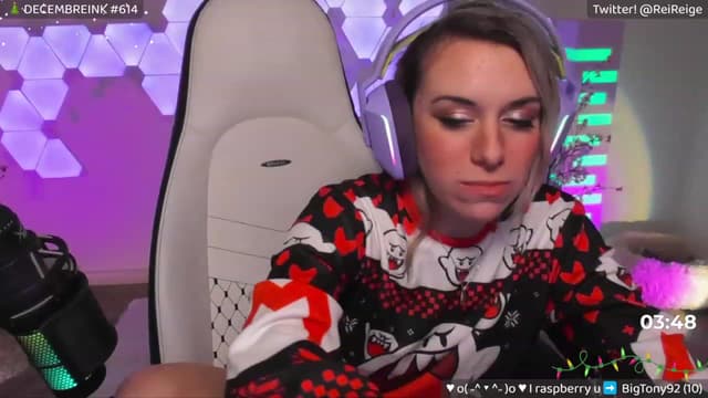 Gallery image thumbnail from Reige's myfreecams stream on, 12/31/2023, 09:04 image 1 of 20