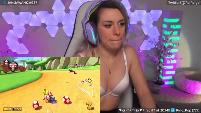 Gallery image thumbnail from Reige's myfreecams stream on, 01/05/2024, 10:39 image 17 of 20