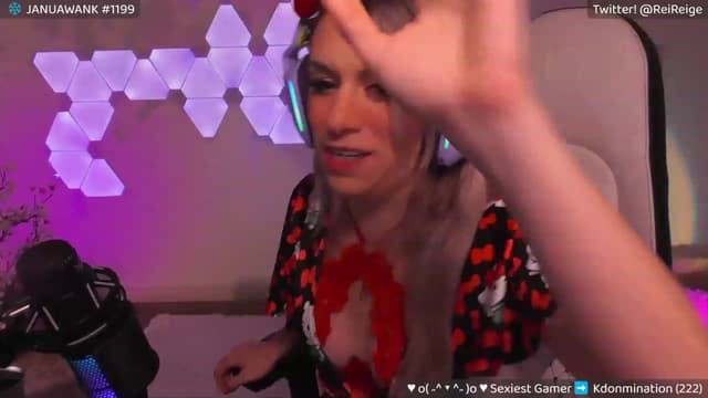 Gallery image thumbnail from Reige's myfreecams stream on, 01/06/2024, 09:11 image 2 of 20