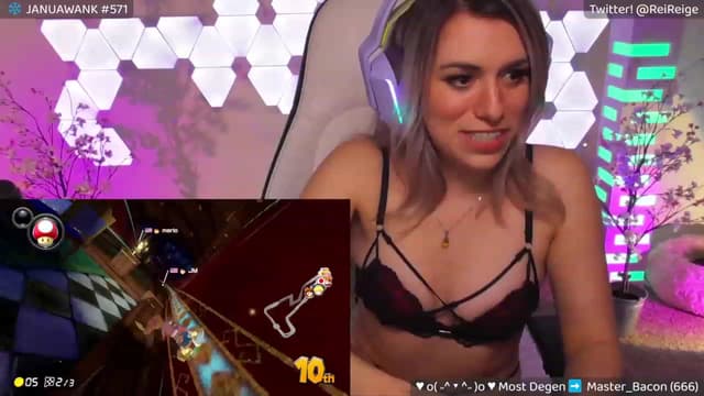Gallery image thumbnail from Reige's myfreecams stream on, 01/11/2024, 09:37 image 9 of 20