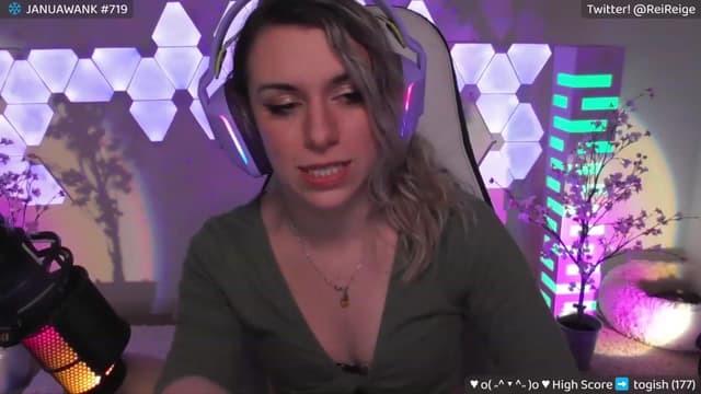 Gallery image thumbnail from Reige's myfreecams stream on, 01/21/2024, 12:07 image 7 of 20