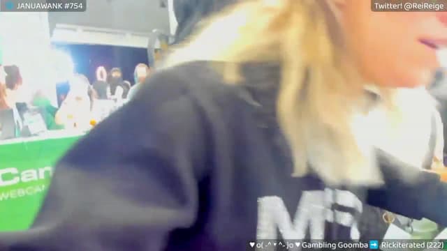 Gallery image thumbnail from Reige's myfreecams stream on, 01/27/2024, 03:55 image 4 of 20