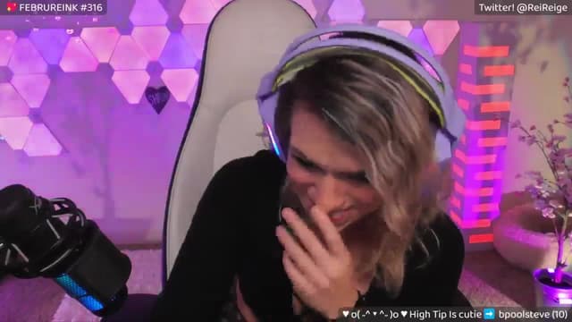 Gallery image thumbnail from Reige's myfreecams stream on, 02/08/2024, 09:03 image 5 of 20