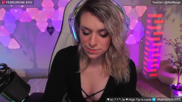 Gallery image thumbnail from Reige's myfreecams stream on, 02/08/2024, 09:03 image 16 of 20