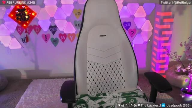 Gallery image thumbnail from Reige's myfreecams stream on, 02/11/2024, 11:36 image 8 of 20