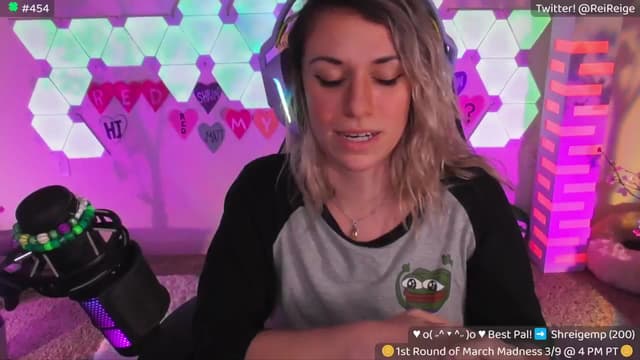 Gallery image thumbnail from Reige's myfreecams stream on, 03/03/2024, 09:21 image 3 of 20