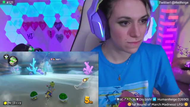 Gallery image thumbnail from Reige's myfreecams stream on, 03/10/2024, 08:26 image 14 of 20