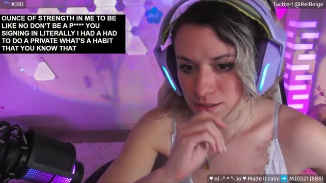 Gallery image thumbnail from Reige's myfreecams stream on, 04/07/2024, 10:52 image 11 of 20