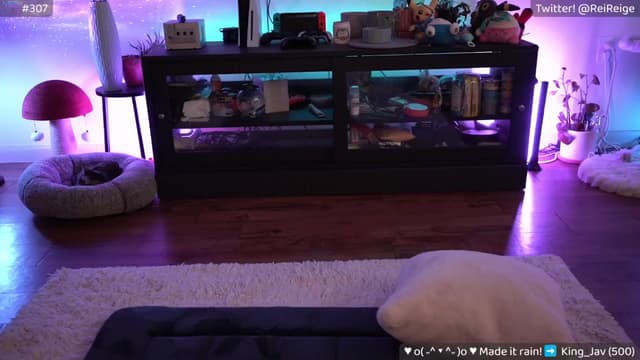 Gallery image thumbnail from Reige's myfreecams stream on, 04/18/2024, 09:20 image 2 of 20