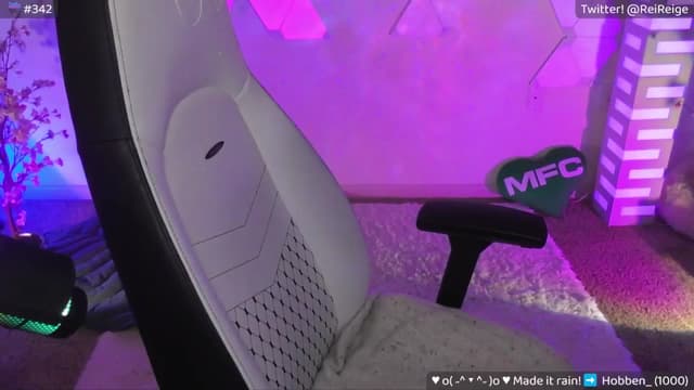 Gallery image thumbnail from Reige's myfreecams stream on, 04/28/2024, 08:15 image 19 of 20
